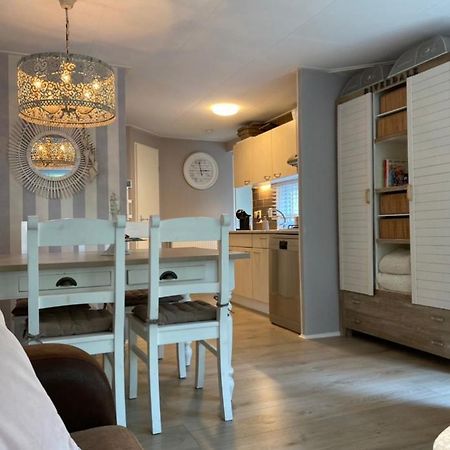 Luxe Chalet Met Prachtig Terras Op De Veluwe , Veel Privacy Hoenderloo Exterior foto