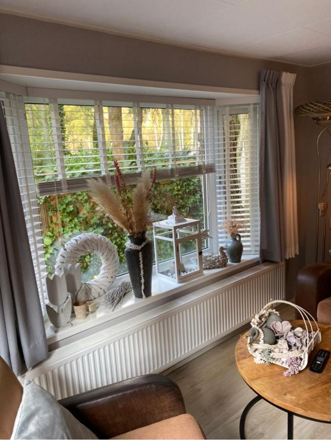 Luxe Chalet Met Prachtig Terras Op De Veluwe , Veel Privacy Hoenderloo Exterior foto